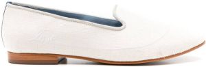 Blue Bird Shoes Loafers met geborduurd hart Beige