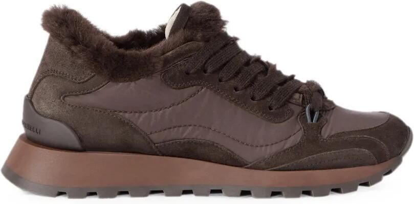 Brunello Cucinelli Suède en techno sneakers met lammy voering en monili Bruin
