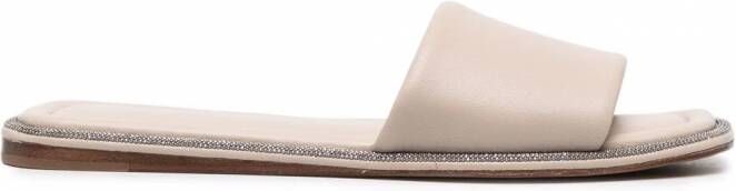 Brunello Cucinelli Leren slippers Beige