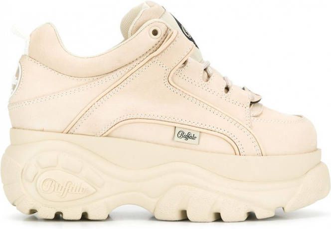 Buffalo Sneakers met plateauzool Beige