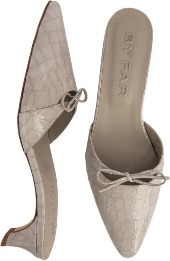 BY FAR Babybow crocodile-embossed mules Beige - Foto 4
