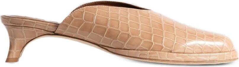 BY FAR Babylady muiltjes met krokodillen-reliëf Beige