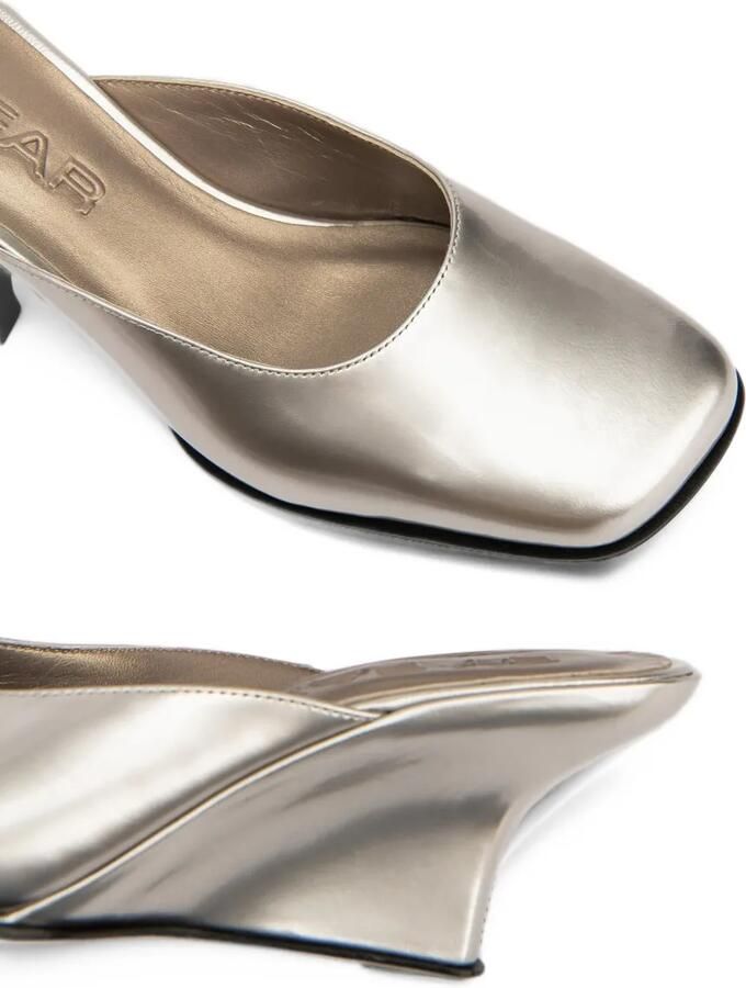 BY FAR Caroo sculpted-wedge mules Zilver - Foto 2