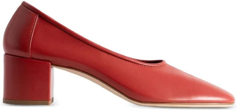 BY FAR Prudence pumps met ronde neus Rood