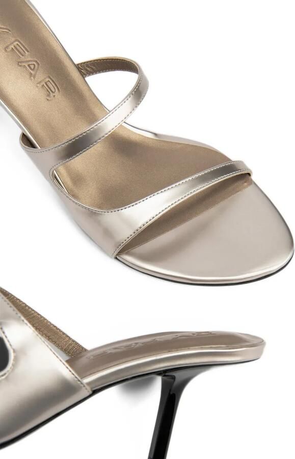 BY FAR Serena metallic-leather sandals Zilver - Foto 4