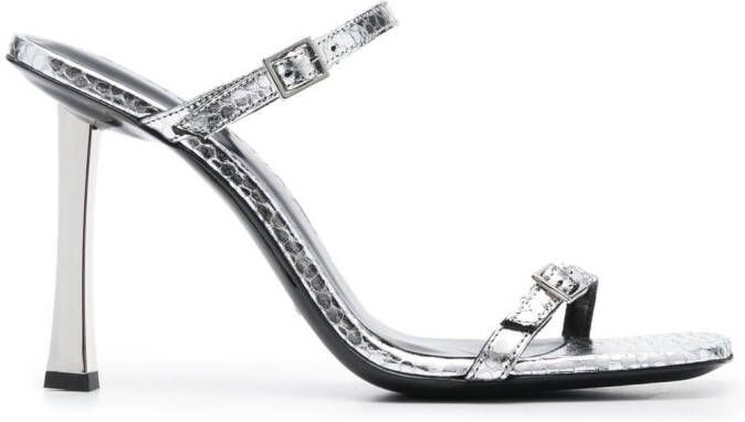 BY FAR Flick metallic sandalen Zilver