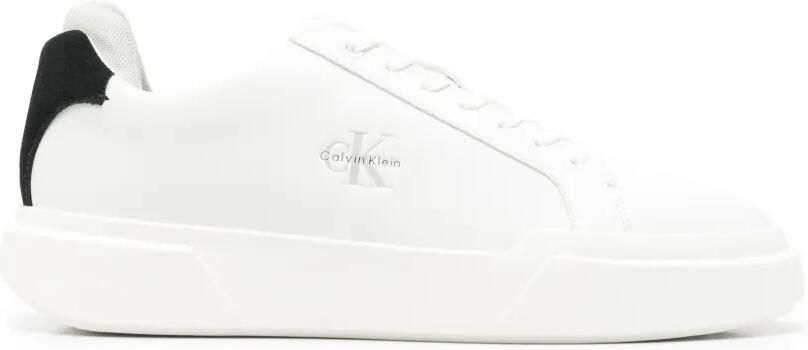 Calvin Klein Chunky Cupsole sneakers met vlakken en logo-print Wit