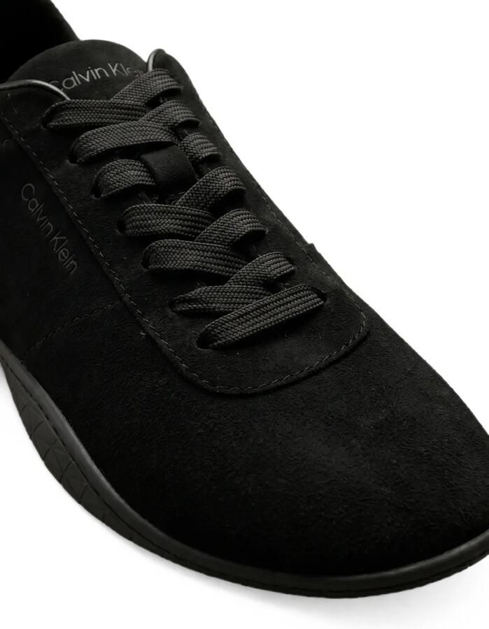 Calvin Klein Kalfsuède sneakers met logo-print Zwart - Foto 2