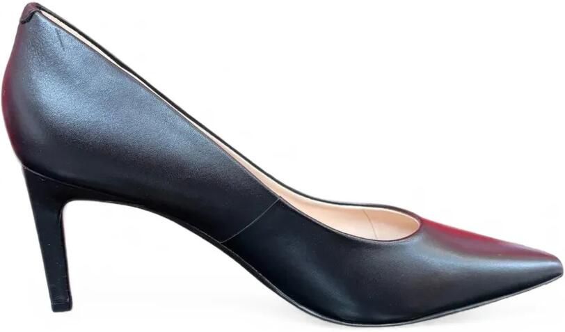Calvin Klein Pumps met puntige neus Zwart