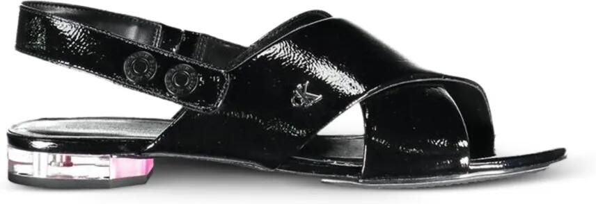 Calvin Klein Sandalen met gekruiste bandjes Zwart