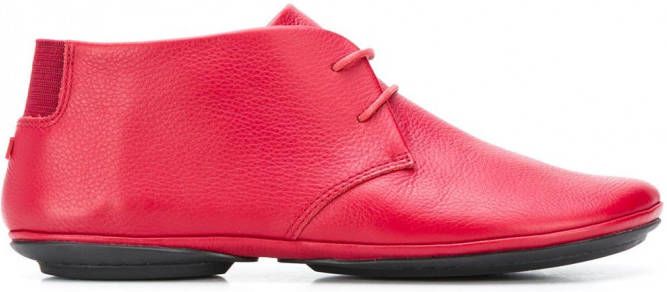 Camper Nina veterschoenen met vierkante neus Rood