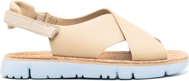 Camper Oruga sandalen met gekruiste bandjes Beige