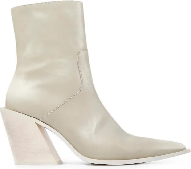 CamperLab Escandalo enkellaarzen met vierkante neus Beige