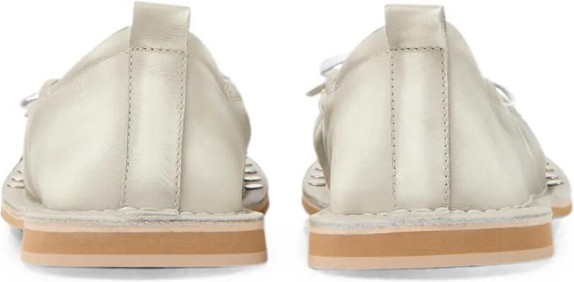 CamperLab osmal leren loafers verfraaid met studs Beige - Foto 4