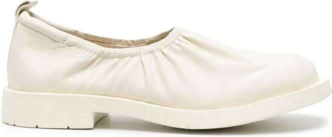 CamperLab Mil 1978 leren loafers Beige