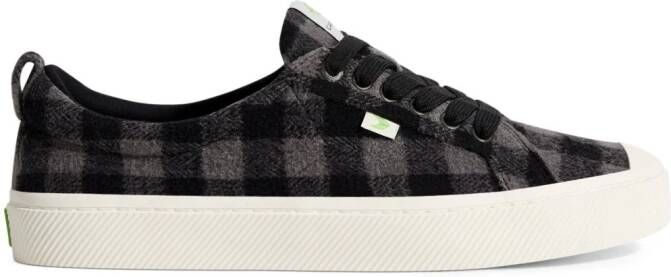 Cariuma Oca Low sneakers Zwart