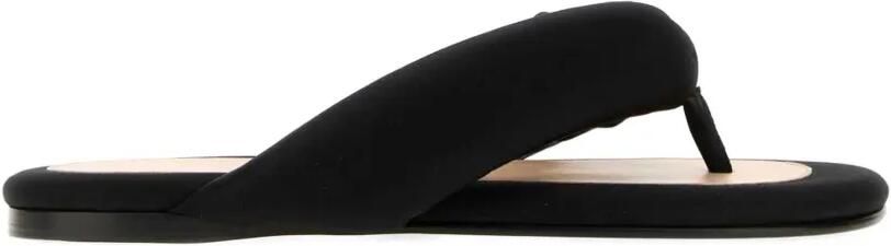 Carven Satijnen slippers Zwart