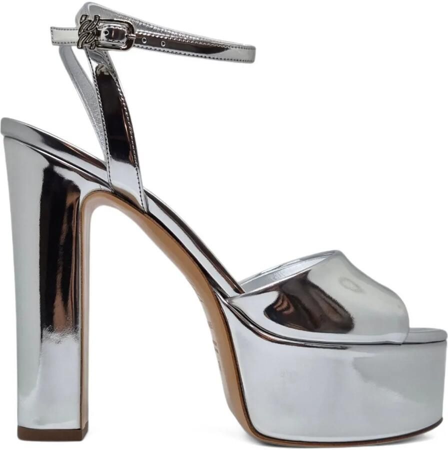 Casadei 130 mm Patty sandalen met plateauzool en enkelbandje Zilver