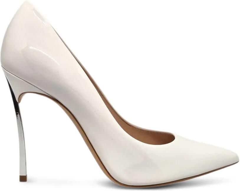 Casadei Blade pumps met puntige neus Wit