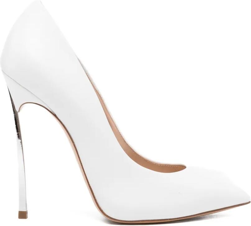 Casadei Blade pumps met puntige neus Wit