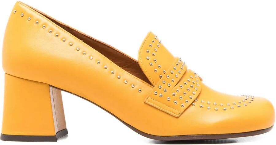 Chie Mihara 60 mm pumps met blokhak en studs Geel