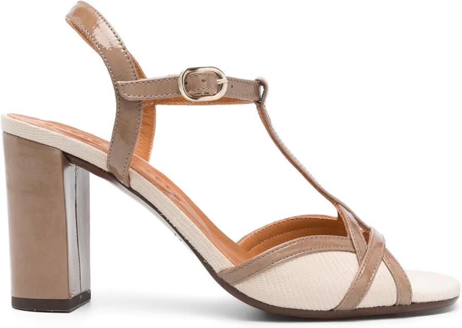 Chie Mihara Bejo sandalen met T-bandje Beige