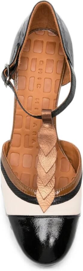 Chie Mihara Filly pumps met krokodillen-reliëf en T-bandje Zwart - Foto 4