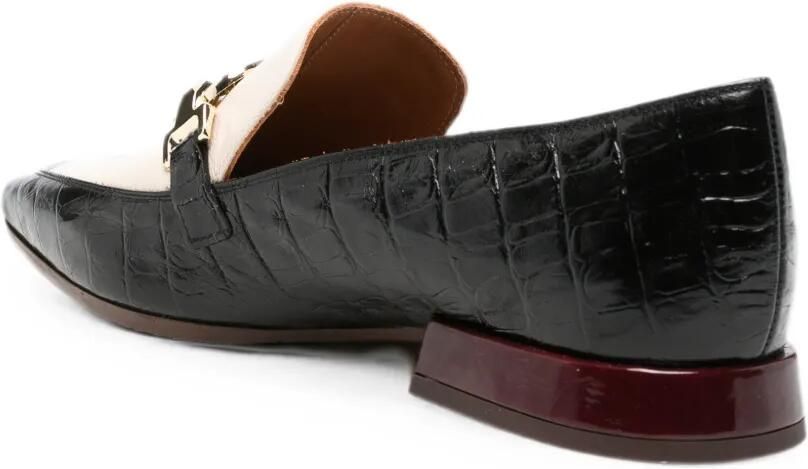 Chie Mihara Gildo loafers met gespdetail Zwart