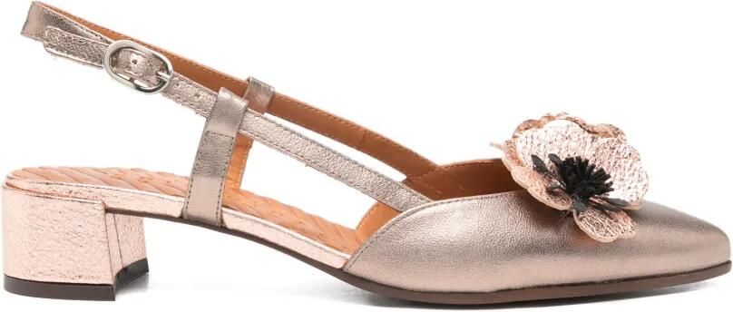 Chie Mihara Hezel sandalen met bloemenpatch Goud