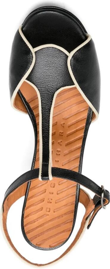 Chie Mihara Keduni T-bar sandalen met plateauzool Zwart - Foto 4