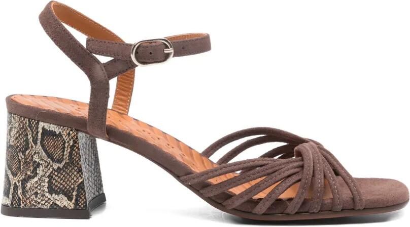 Chie Mihara Leske sandalen met slangenhuidprint en hak Bruin