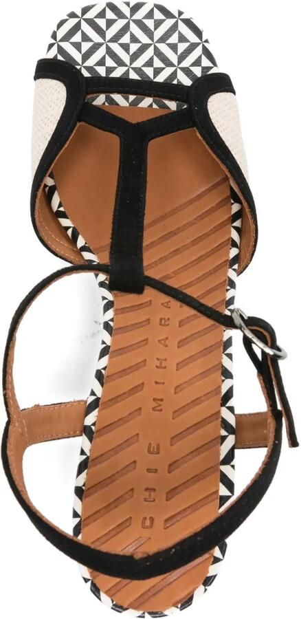 Chie Mihara Lupika sandalen met T-bandje en patroon Zwart - Foto 3