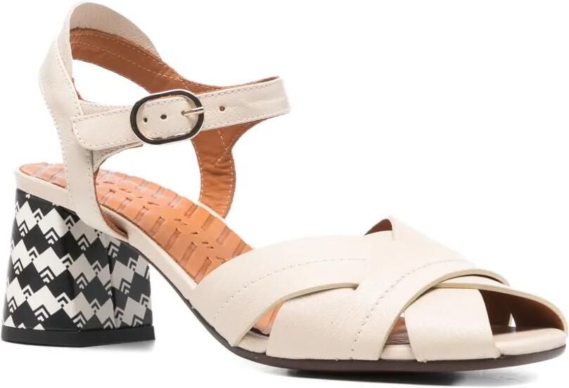 Chie Mihara Sandalen met gekruiste bandjes en blokhak Beige - Foto 2