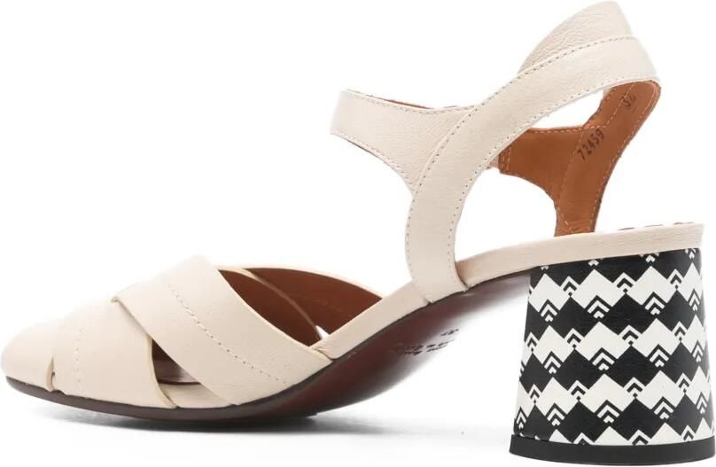 Chie Mihara Sandalen met gekruiste bandjes en blokhak Beige - Foto 3
