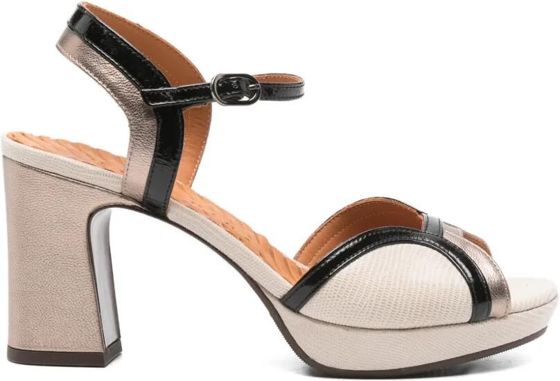 Chie Mihara Sandalen met plateauzool en bandjes Beige