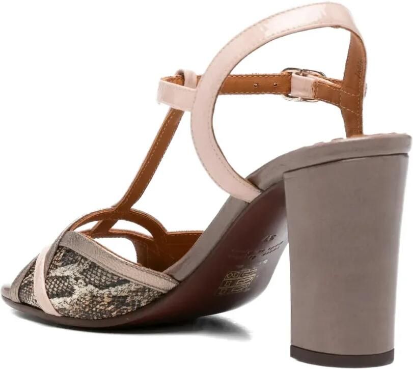 Chie Mihara Sandalen met slangen-effect hak en T-bandje Beige - Foto 2