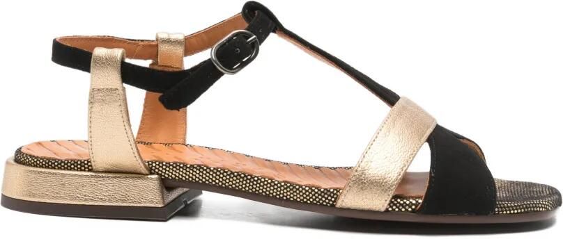 Chie Mihara Sandalen met T-bandje Goud