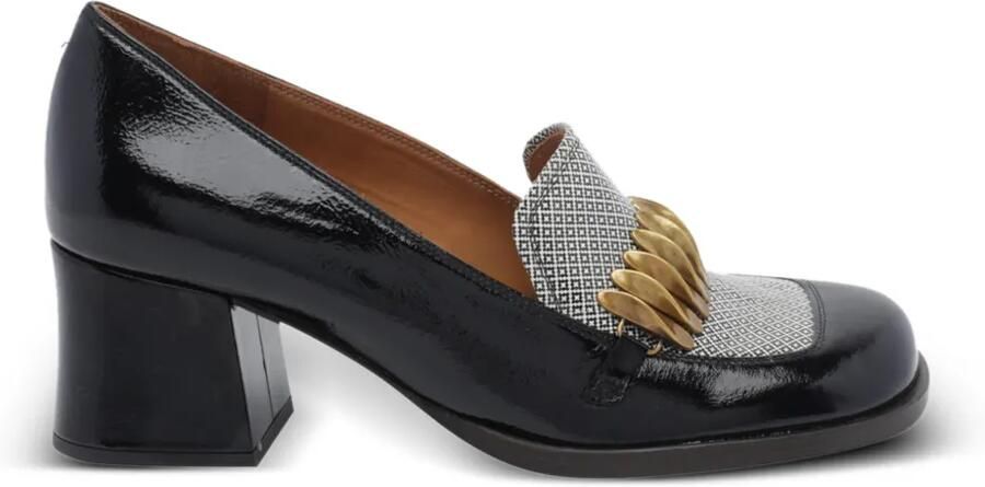 Chie Mihara Tibro verfraaide loafers Zwart