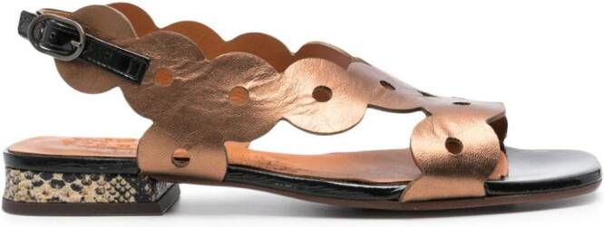 Chie Mihara Teide metallic sandalen Bruin