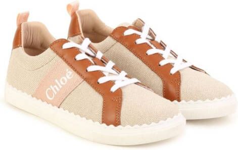 Chloé Kids Sneakers met logoprint Beige