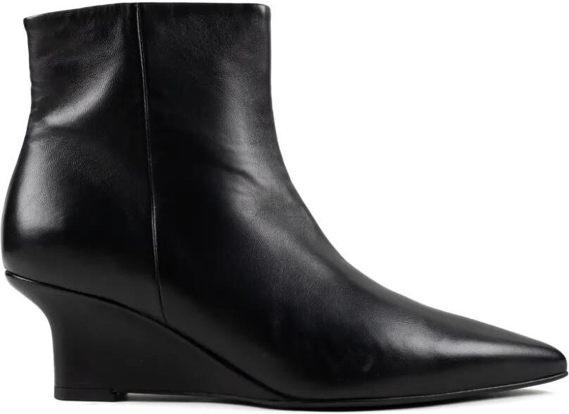 CHUCKIES pointed-toe wedge ankle boots Zwart