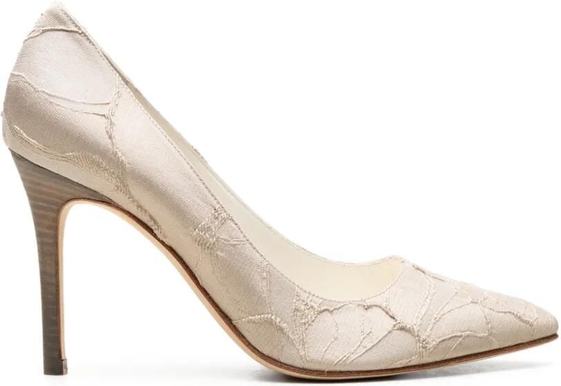 CHUCKIES Pumps met puntige neus Beige