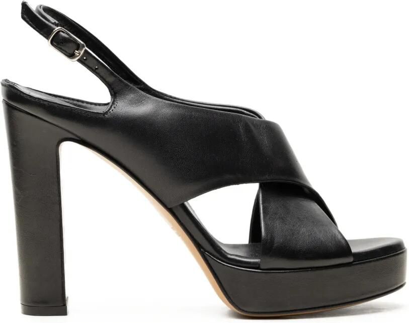 CHUCKIES Sandalen met gekruiste bandjes Zwart