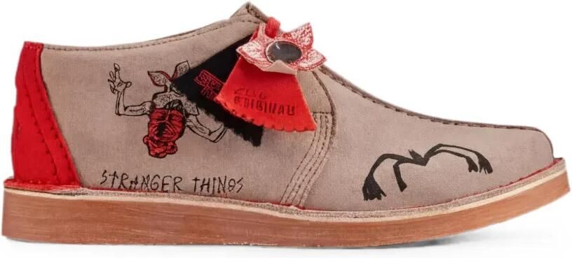 Clarks Kids × Stranger Things desert trek sneakers Beige