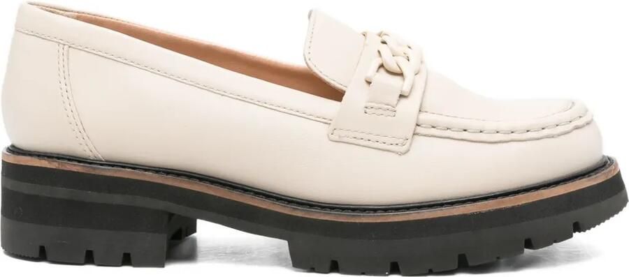 Clarks Orianna loafers met schakelkettingdetail Beige