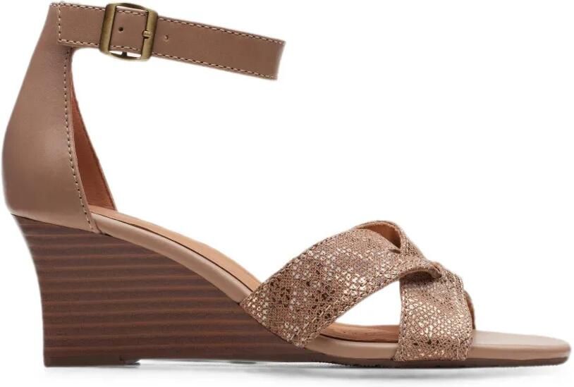 Clarks Originals Cielo sandalen met sleehak en bedel Beige