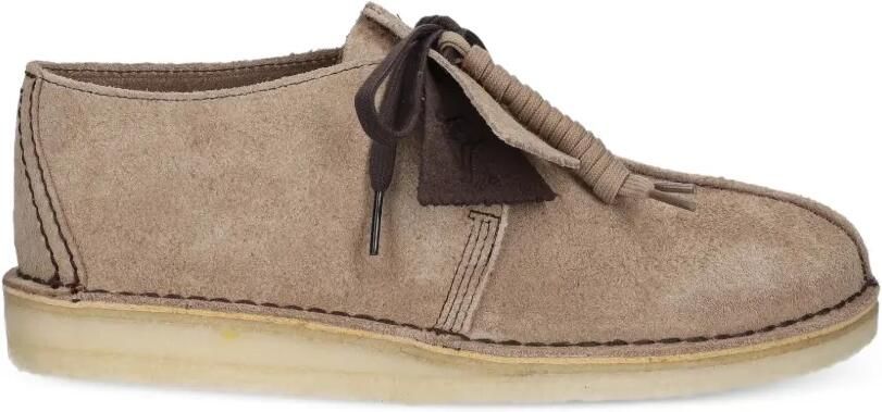 Clarks Originals Desert Trek desert boots met veters Beige