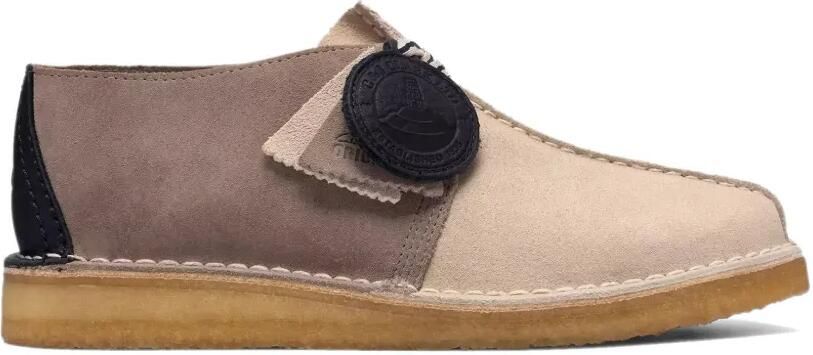 Clarks Originals Desert Trek veterschoenen Beige