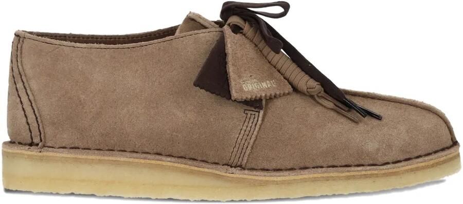 Clarks Originals Desert Trek veterschoenen Beige