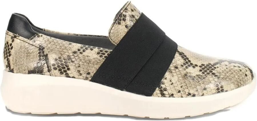Clarks Originals Kayleigh slip-on schoenen met bandje en slangen-effect Beige